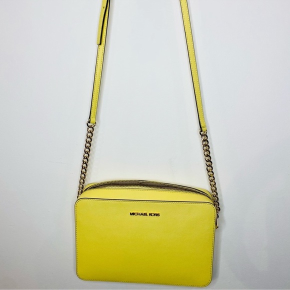 Michael Kors Handbags - Michael Kors Buttercup Lemon Jet Set Crossbody Bag